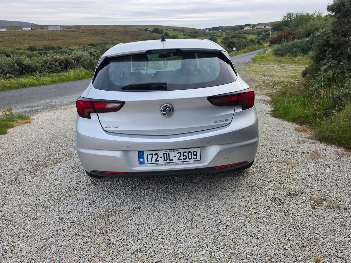 Vauxhall Astra 2017 - Image 5