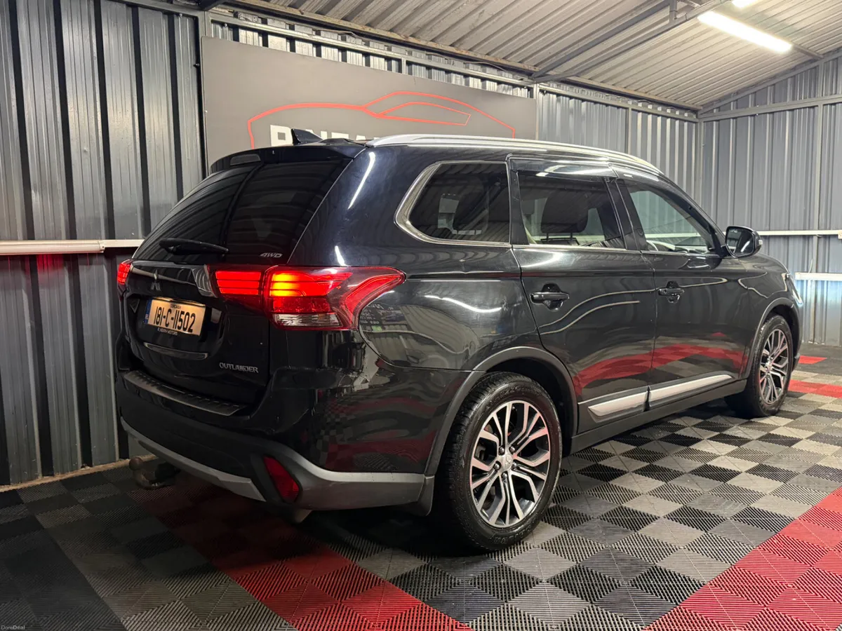 2018 Mitsubishi Outlander 4WD Auto 7 Seat - Image 5