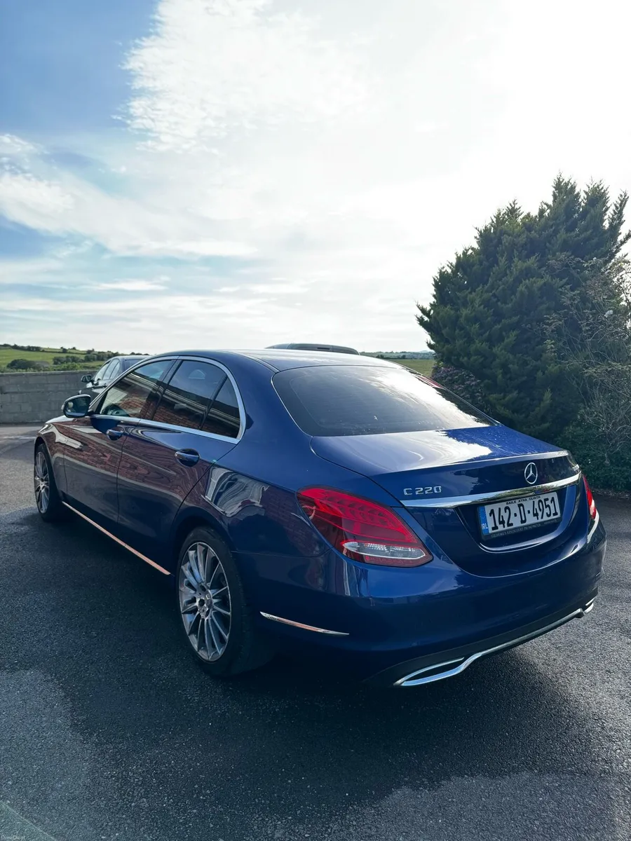 Car - Image 6