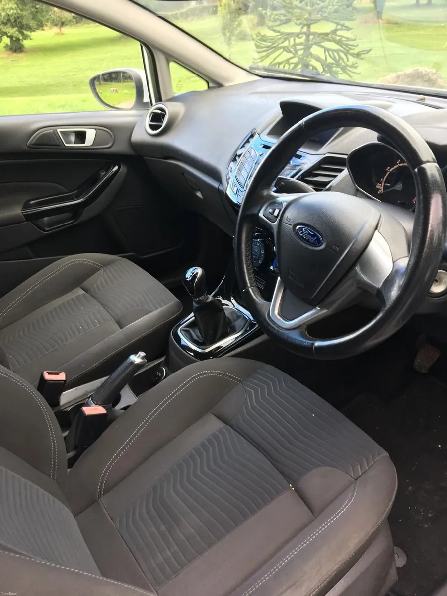 2016 Ford Fiesta Zetec 1.25 - Image 5