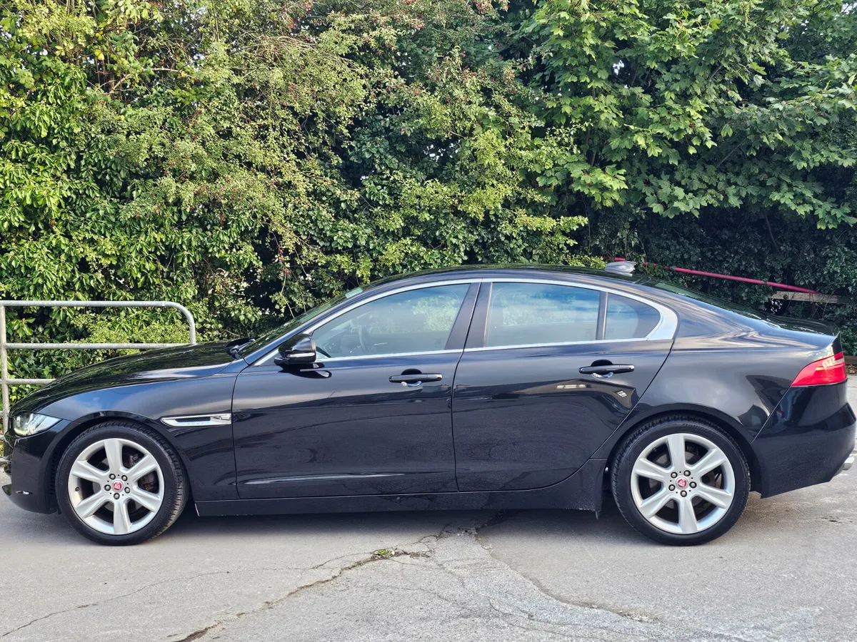 €6999 Jaguar XE 2017 automatic diesel ⛽️ €6990 - Image 4