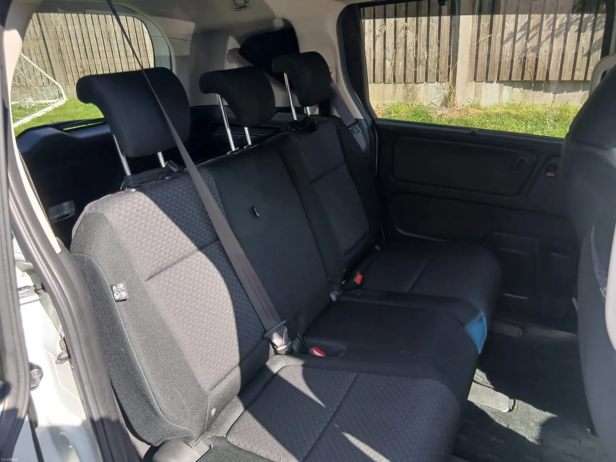 Car for sale - Image 6