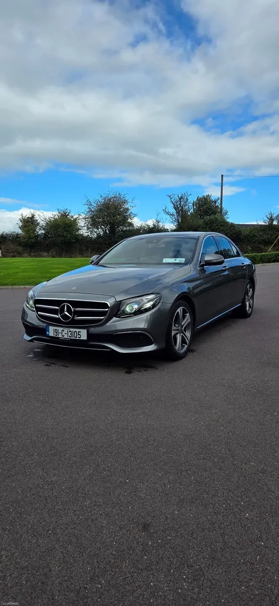 Mercedes-Benz E-Class 2019 E220d - Image 1