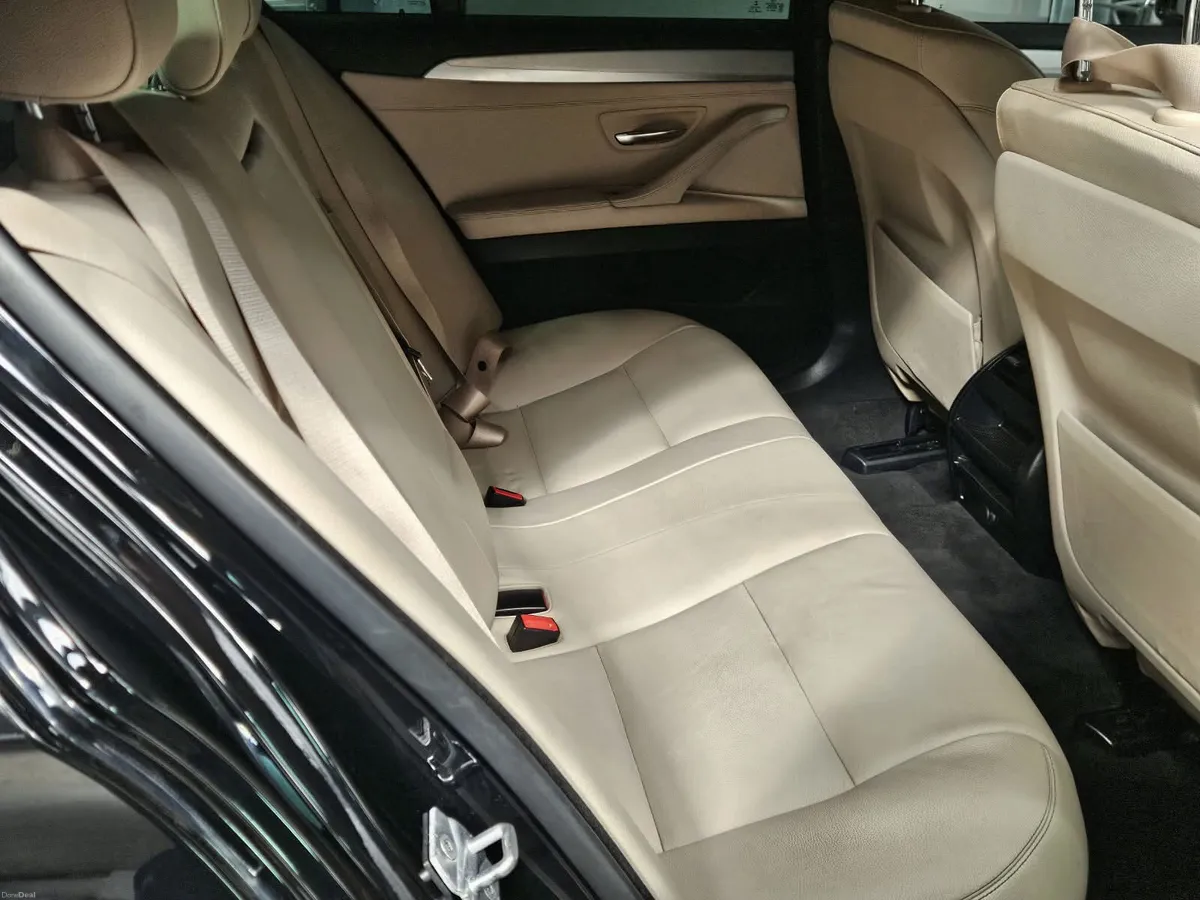 16 BMW 520 D MSPORT AUTOMATIC - Image 6