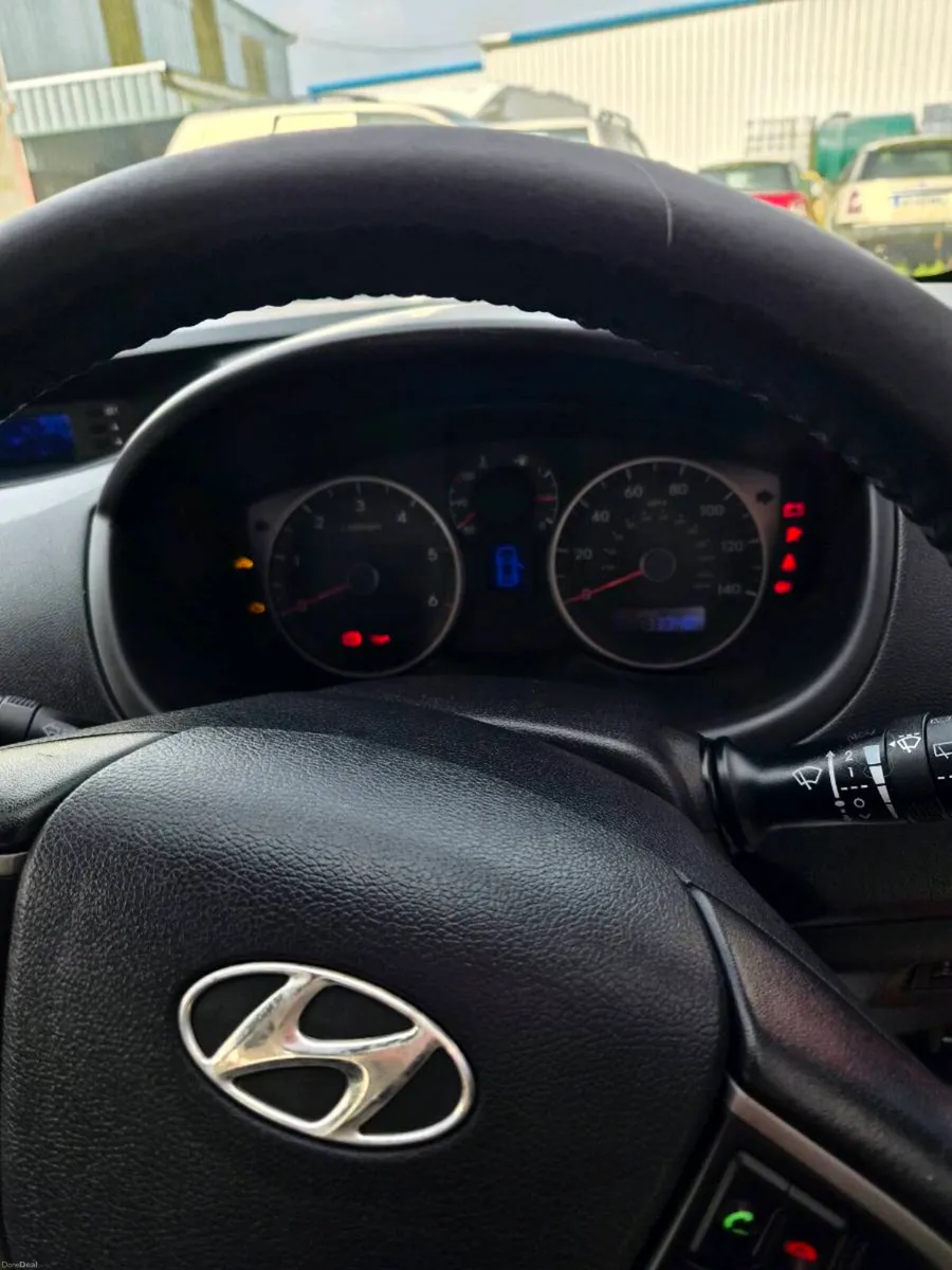 Hyundai i20 - Image 6