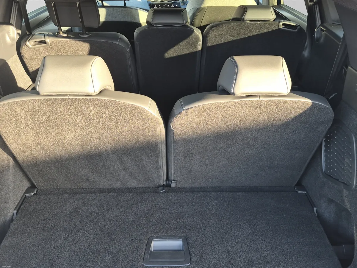 Peugeot 5008 Allure Hybrid - Image 6