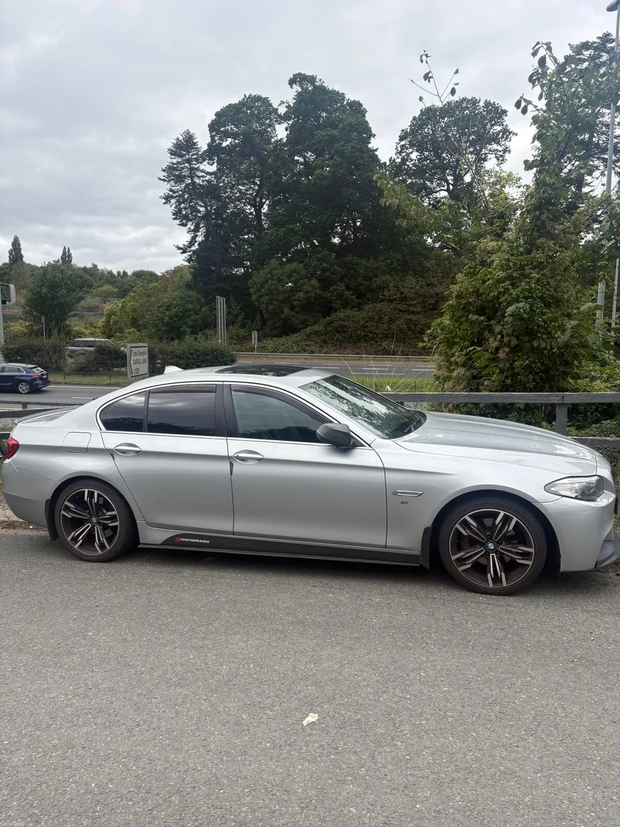 BMW 5-Series 2013 - Image 1