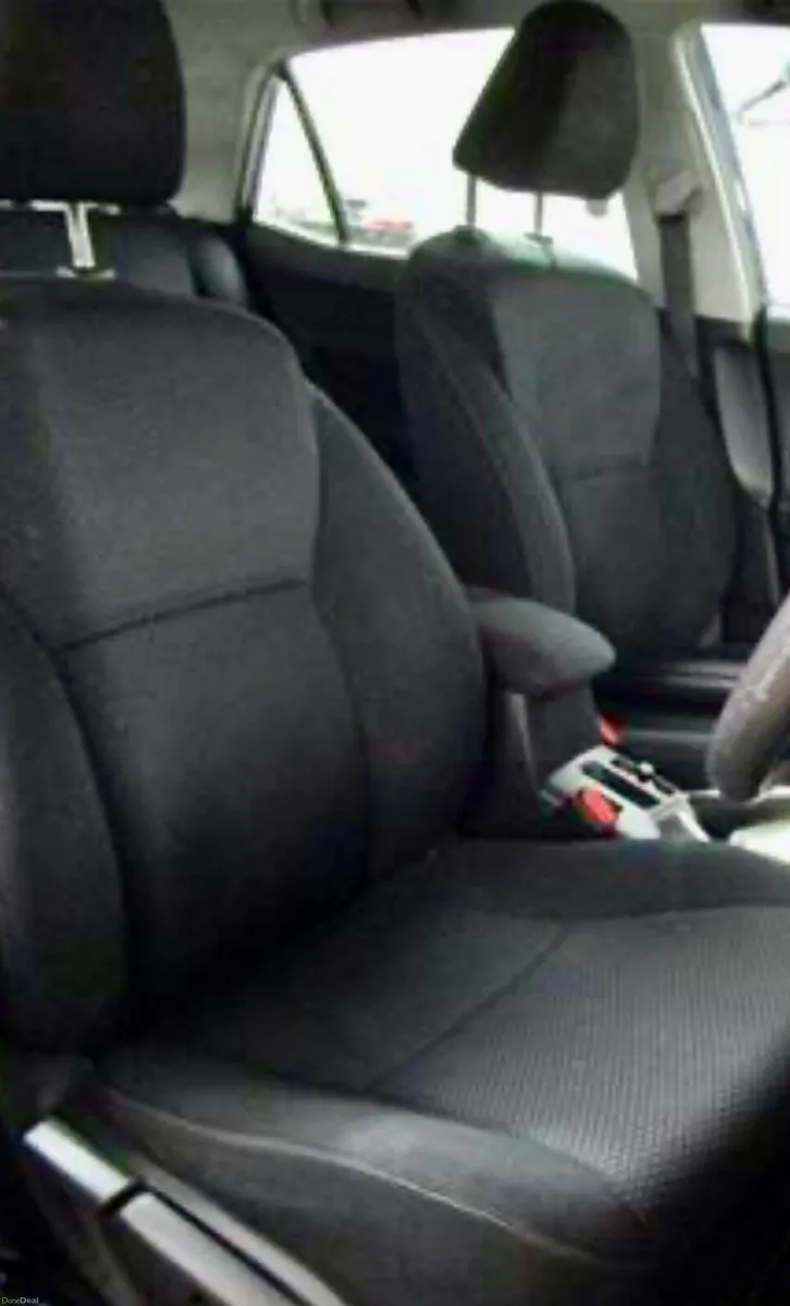 Toyota Auris 2012  Tr Low Mileage 5 Door - Image 2