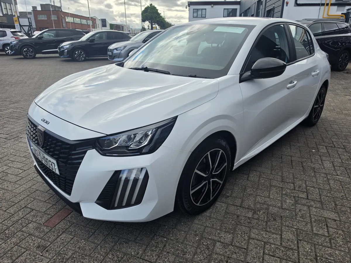 Peugeot 208 2024 - Image 3