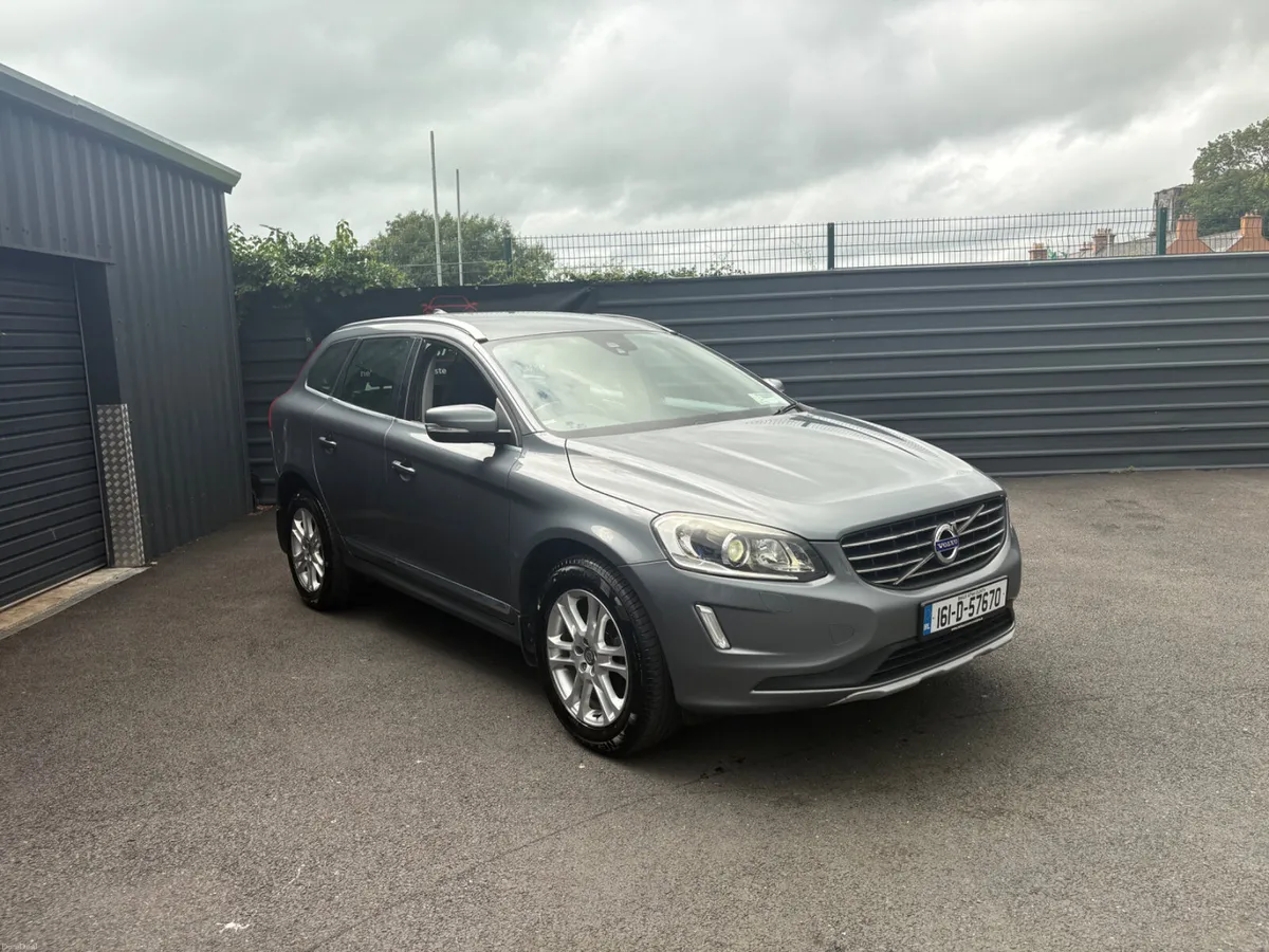 Volvo XC60 D4 LUX AUTO LOW KM 2016 - Image 3
