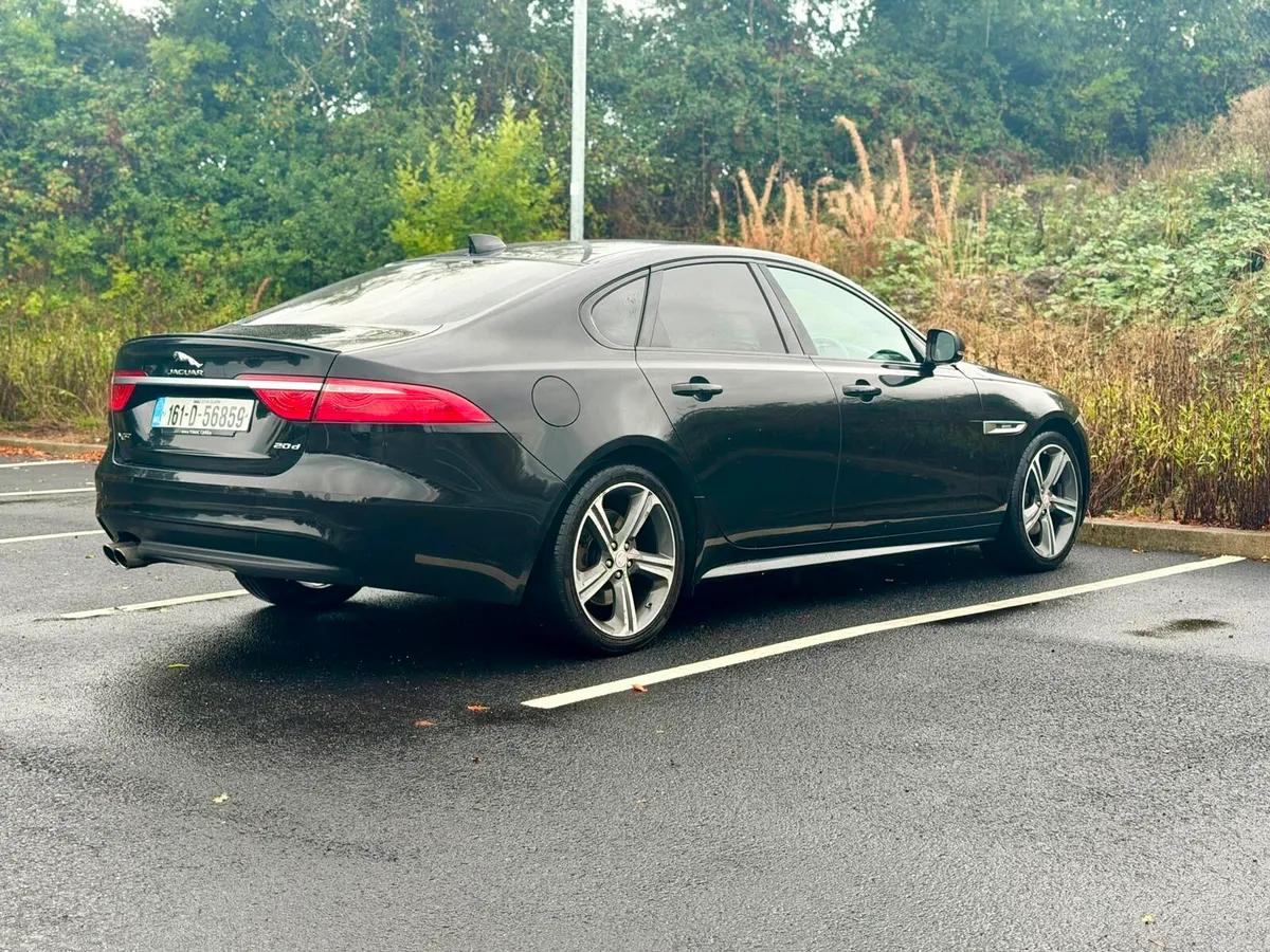 2016 Jaguar XF R Sport 2.0 Diesel Auto - Image 6