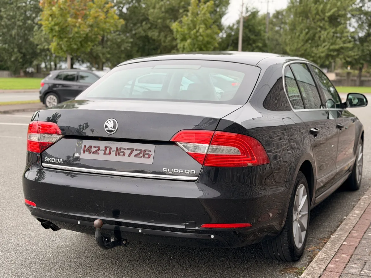 Skoda Superb 2014 - Image 6