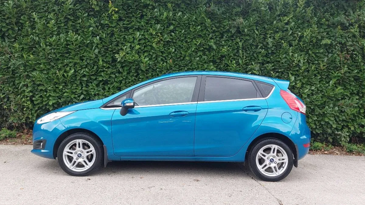 2013 FORD FIESTA 1.25 TITANIUM LOW KMS - Image 3