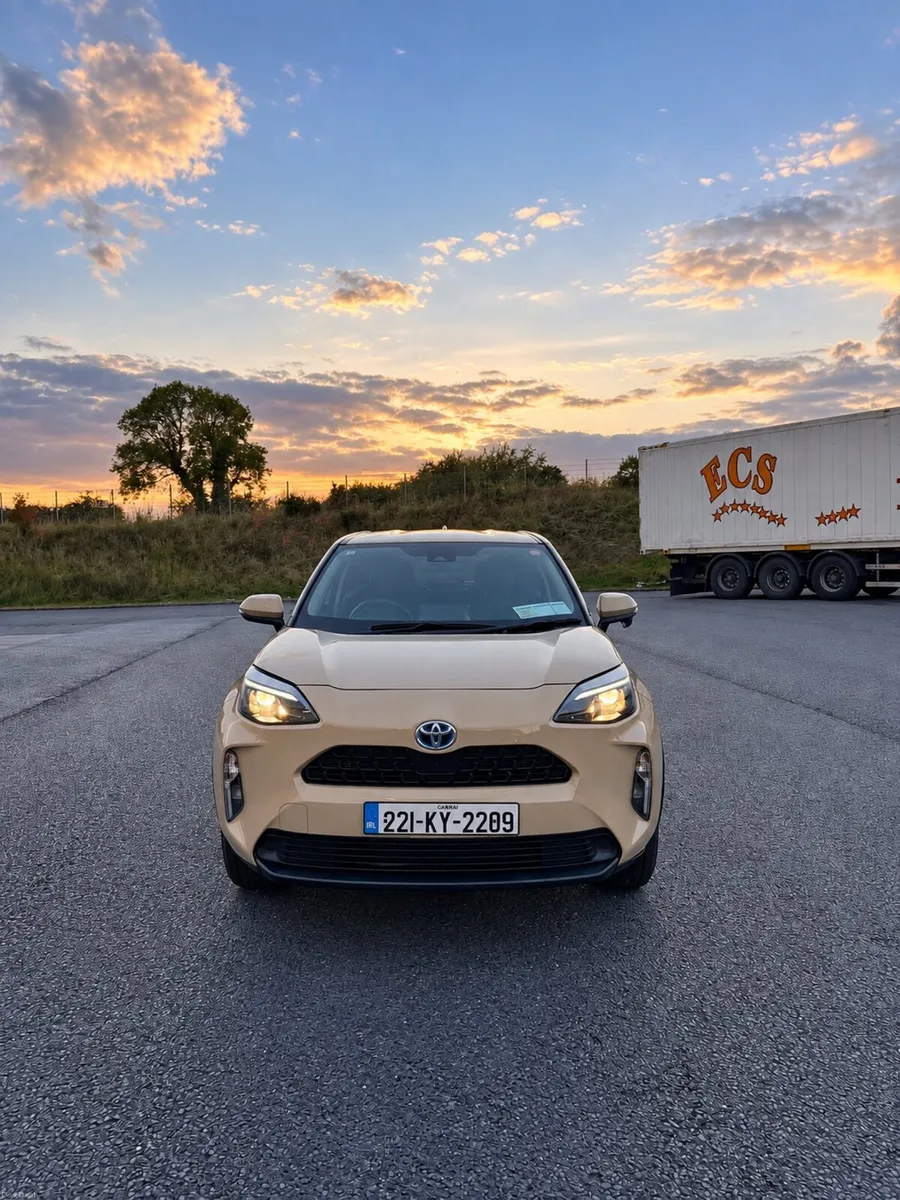 Toyota Yaris Cross 2022 - Image 2