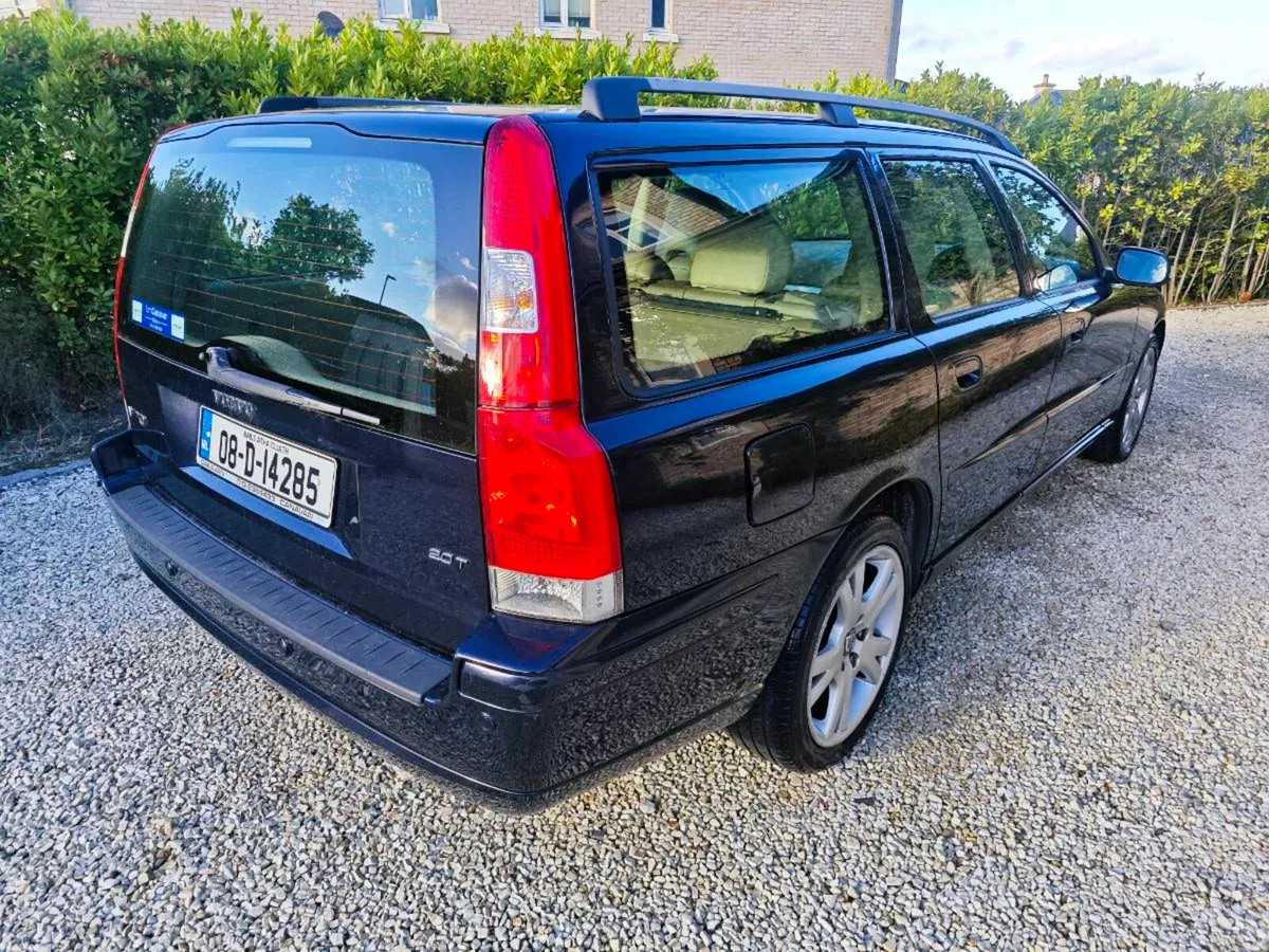 Volvo V70 2.0L Turbo New NCT til 08/27 - Image 5