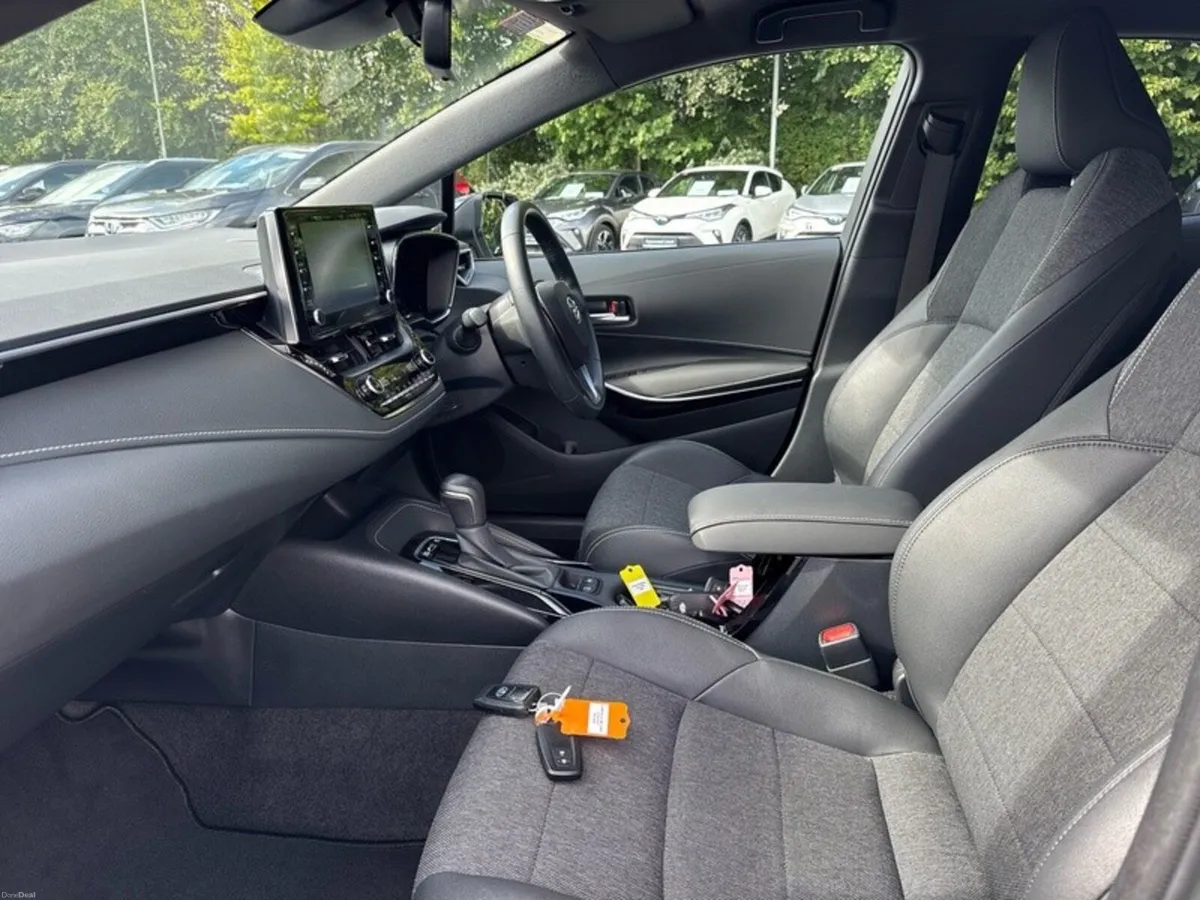 Toyota Corolla HYBRID L/SPORT HB 4DR - Image 6