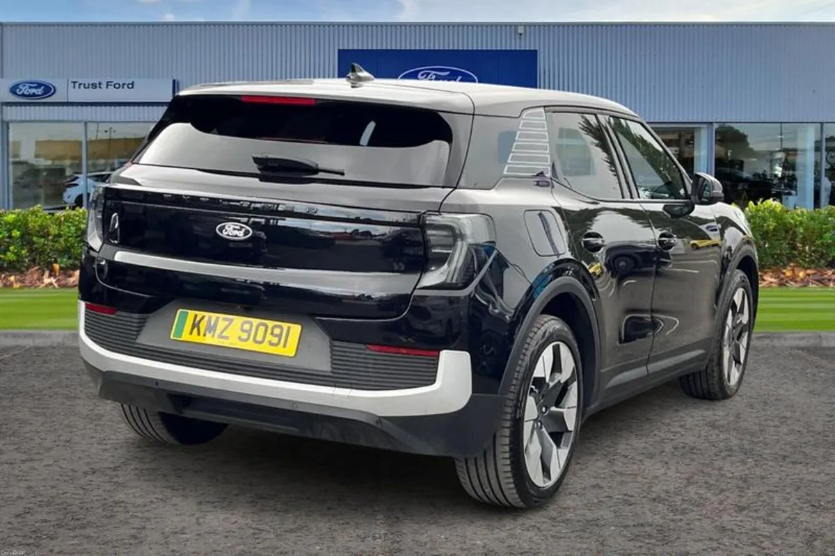 Ford Explorer Extended Range 79kWh Premium SUV 5dr - Image 4