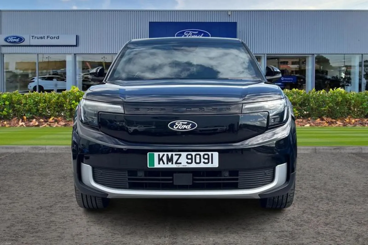 Ford Explorer Extended Range 79kWh Premium SUV 5dr - Image 6