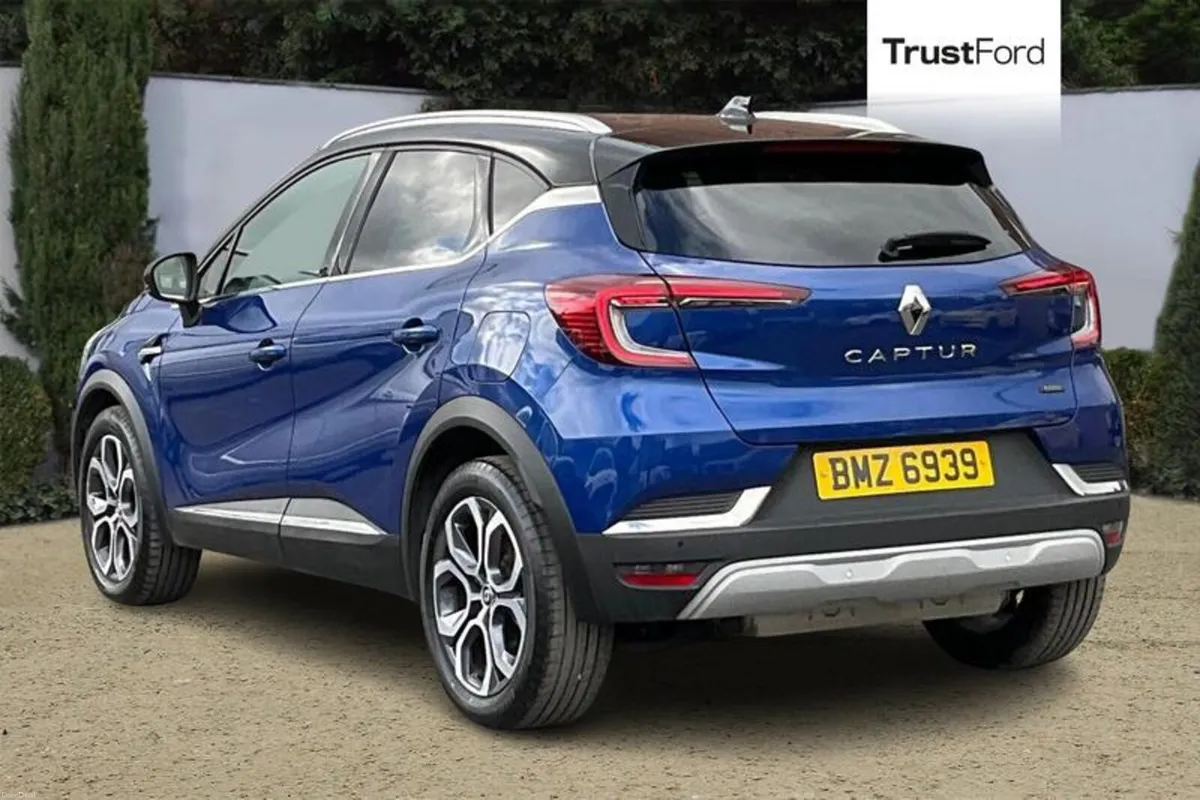 Renault Captur 1.6 E-Tech Plug-in hybrid 160 Techn - Image 2