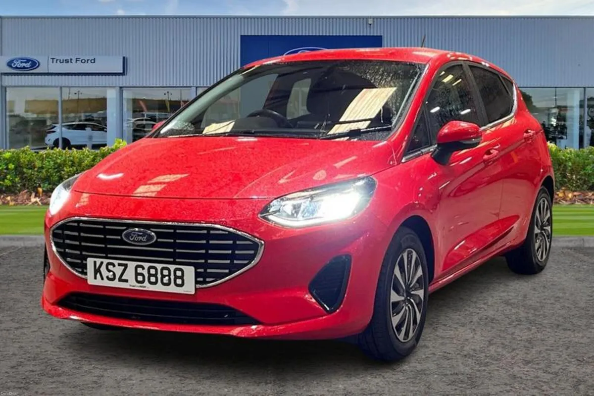 Ford Fiesta 1.0 EcoBoost Titanium 5dr - Image 5