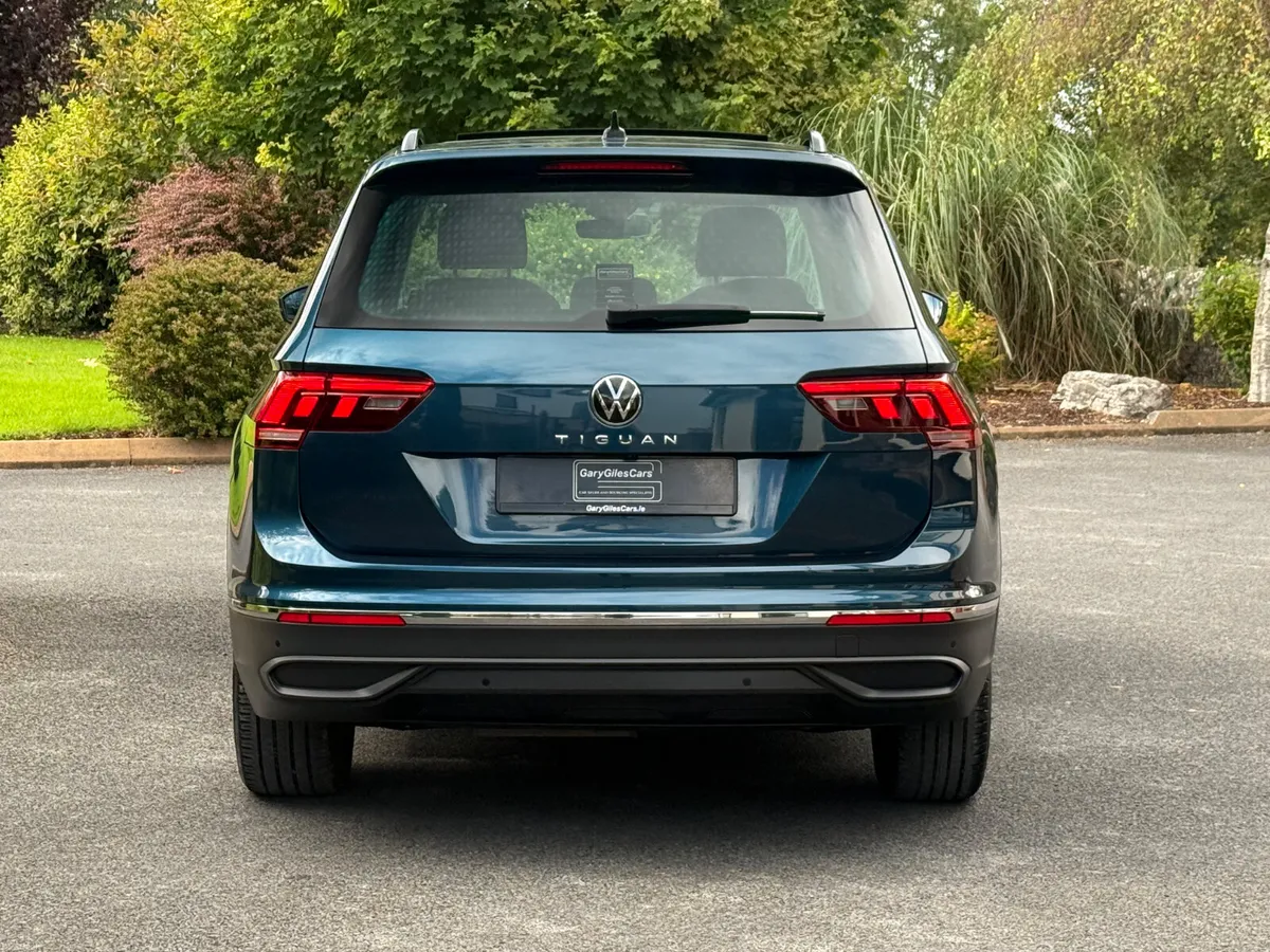 *Panoramic Sunroof* Auto 232 Volkswagen Tiguan! - Image 6