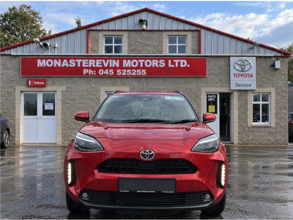 Toyota Yaris Cross *ORIGINAL IRISH CAR*  LUNA SPOR - Image 5