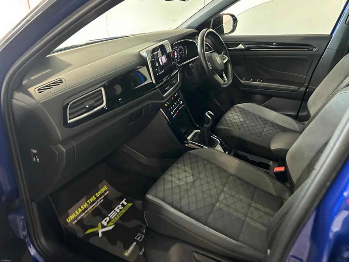 Volkswagen T-Roc R-LINE 2.0 TDI MANUAL 6SPEED FWD - Image 3