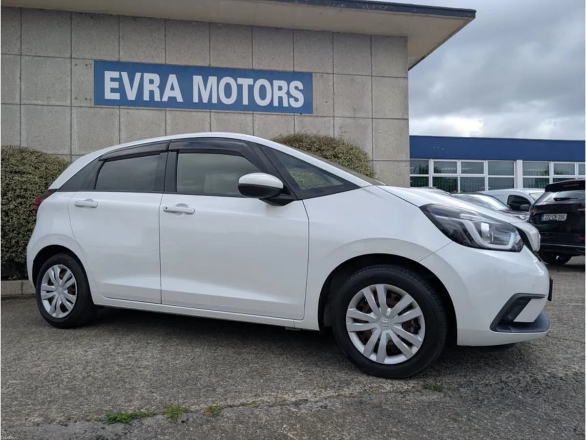 Honda Fit E:HEV HOME AUTOMATIC HYBRID 1.5 PETROL / - Image 3