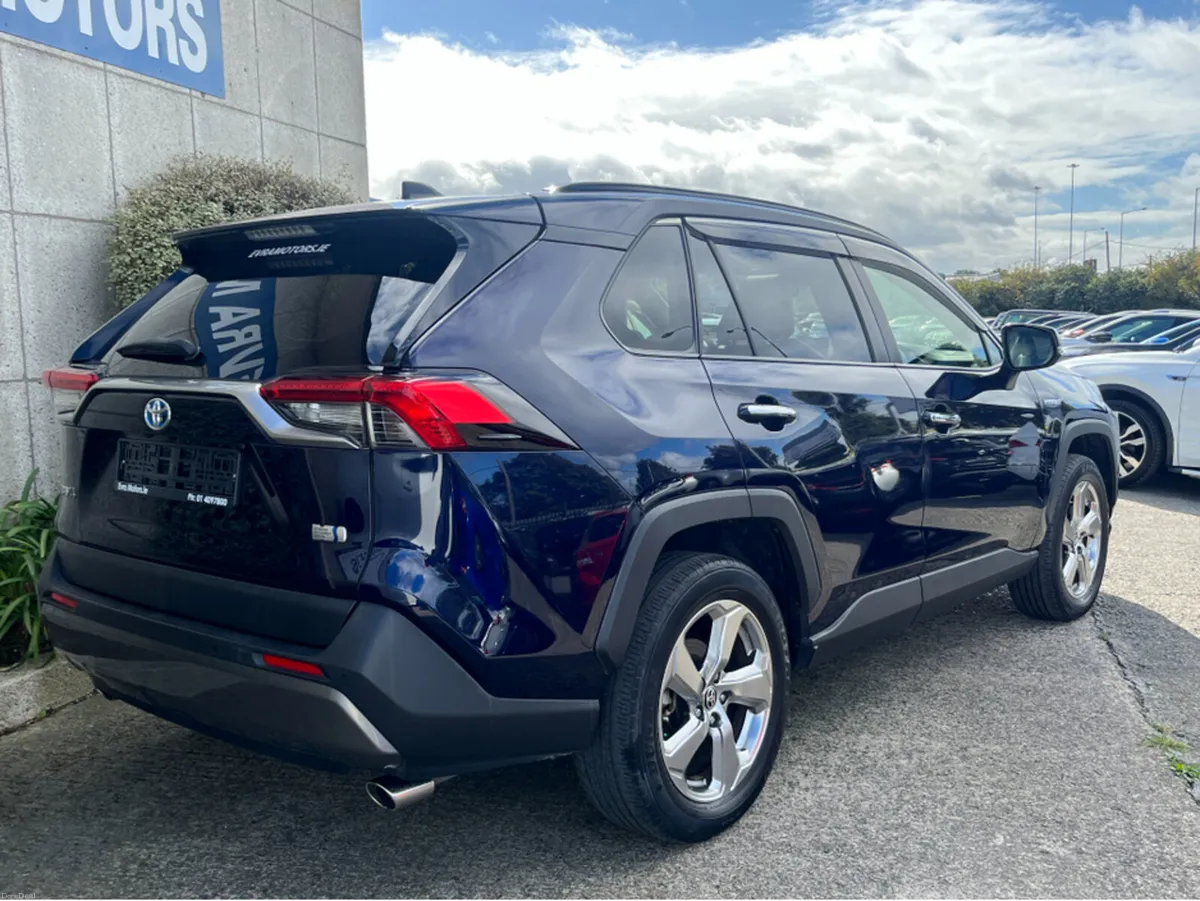Toyota RAV4 G HYBRID 4WD AUTOMATIC 2.5 PETROL //HI - Image 4