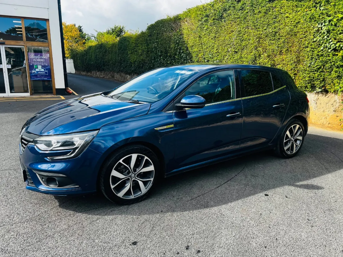 Renault Megane 1.5 | DIESEL | MANUAL - Image 6