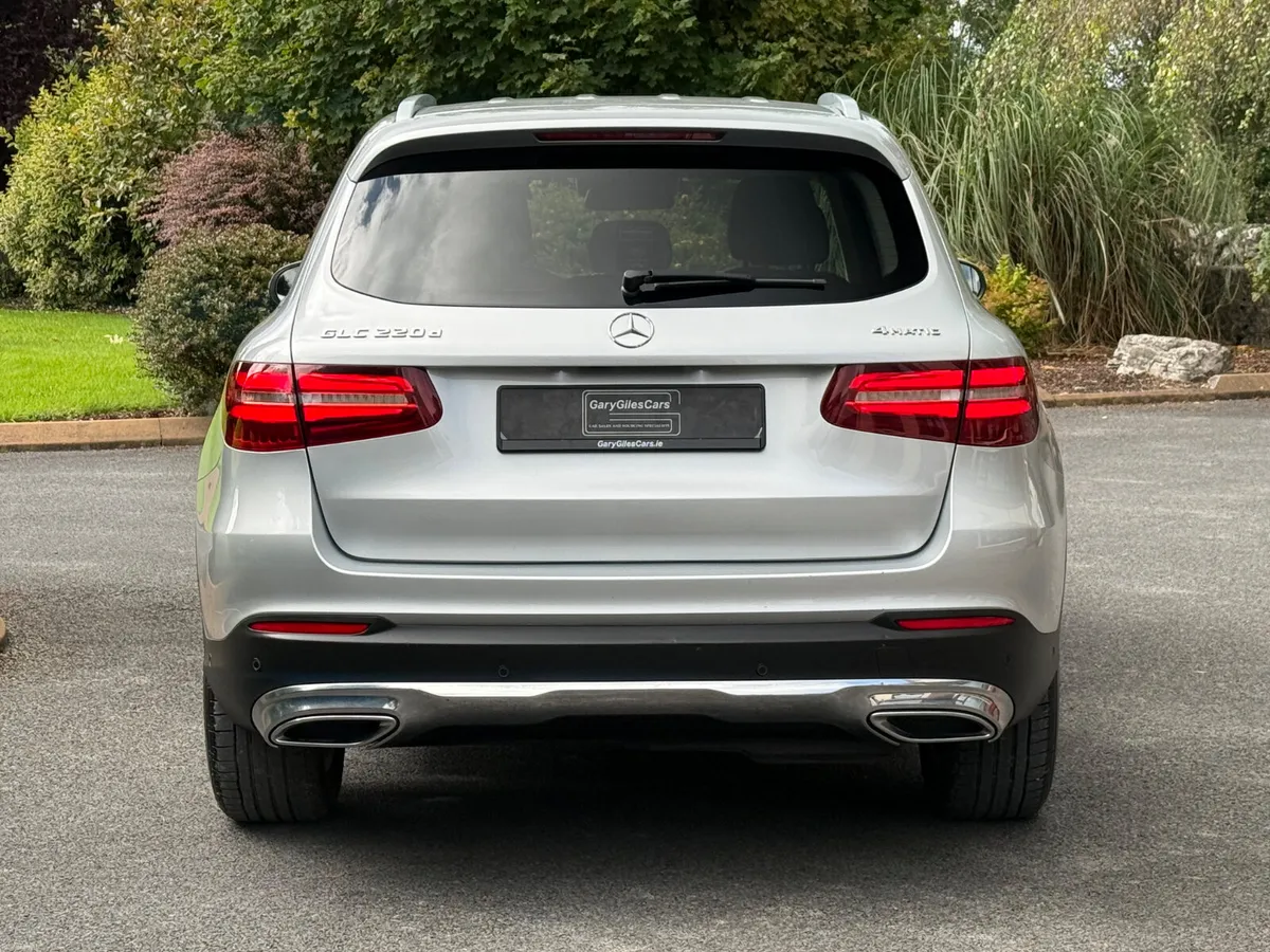 *Tiny Kms* 172 Mercedes-Benz GLC 220d! - Image 6