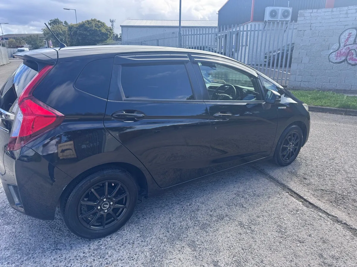 Honda fit - Image 2