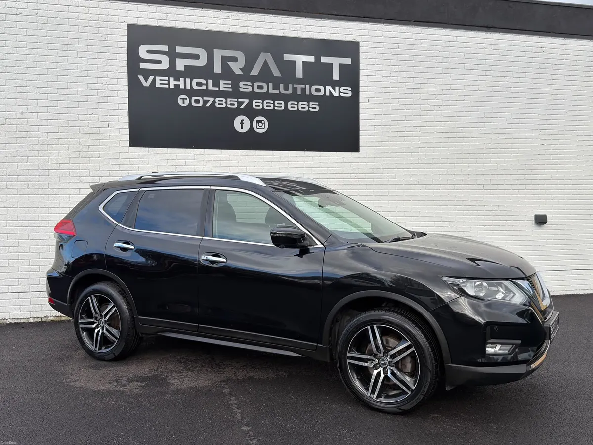 2017 Nissan X-Trail 1.6 dCi N-Connecta 7 Seater - Image 4