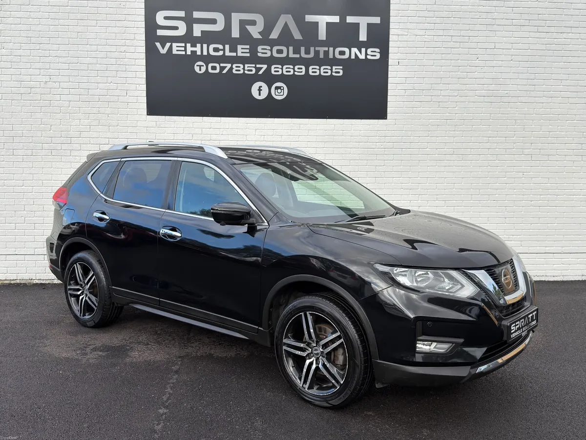 2017 Nissan X-Trail 1.6 dCi N-Connecta 7 Seater - Image 3