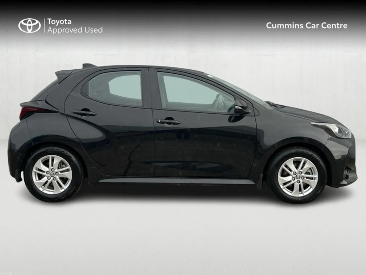 Toyota Yaris Yaris Hybrid 115 Luna - Image 3