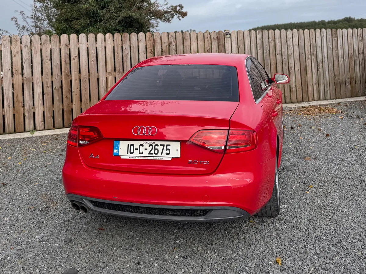 Audi A4 2010 - Image 6