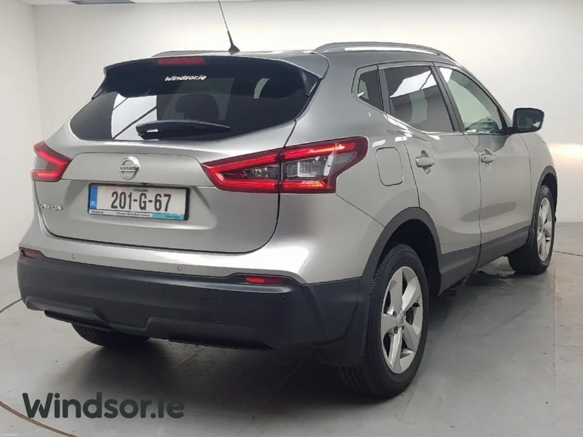 Nissan Qashqai 1.3 PET SE DCT - Image 2
