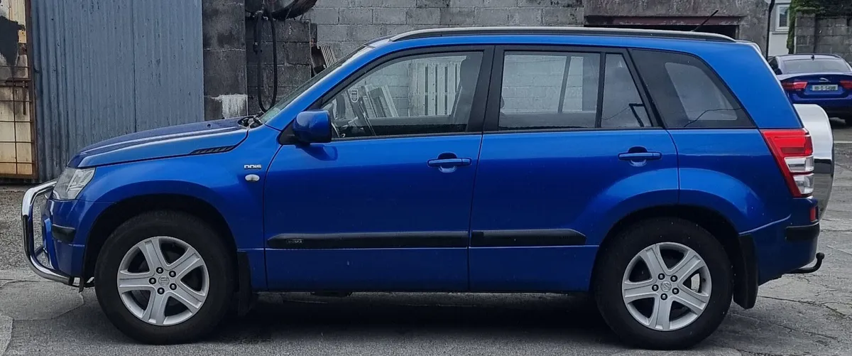 Suzuki Grand Vitara 4x4 ( 4WD ) - Image 2