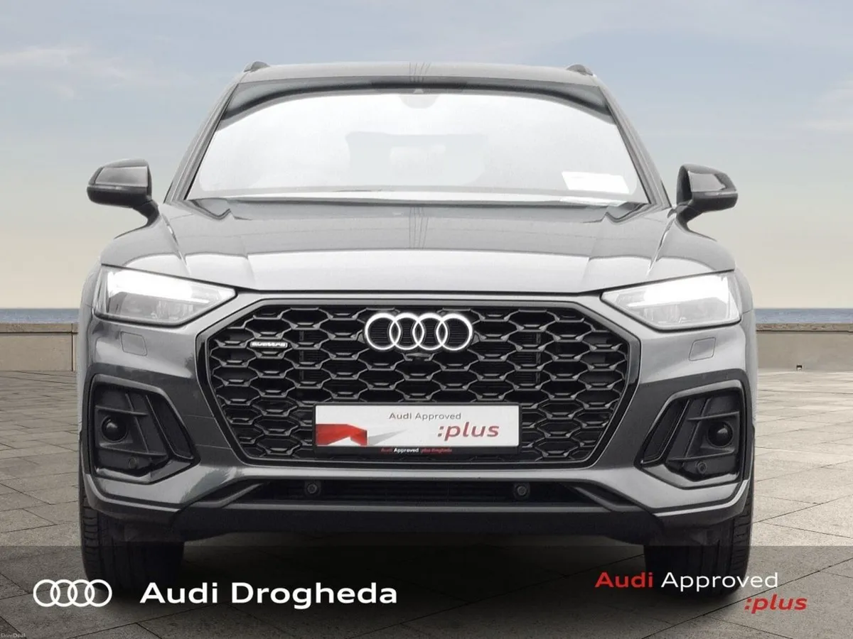 Audi Q5 SB 50 TFSI e 299HP S tronic quattro S Line - Image 2