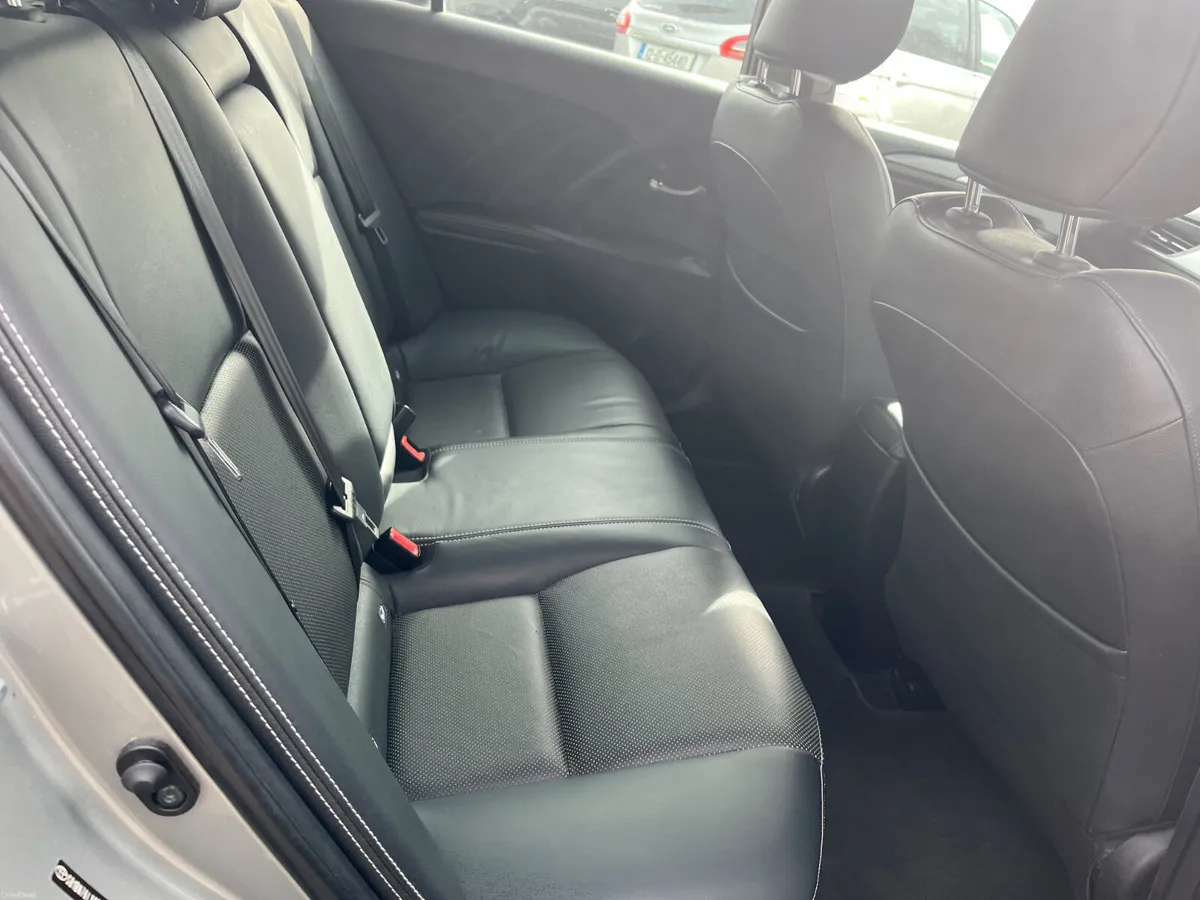 Toyota Avensis 2016 - Image 4