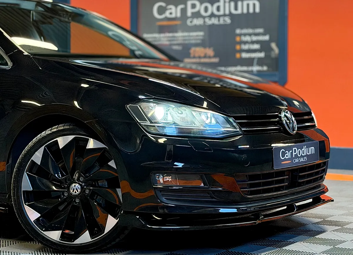 2015 Volkswagen Golf 1.2TSi Auto DSG - NEW ALLOYS - Image 2
