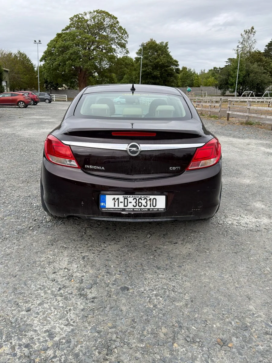 Opel Insignia 2011 Brown 2.0 CDTI Manual - Image 3