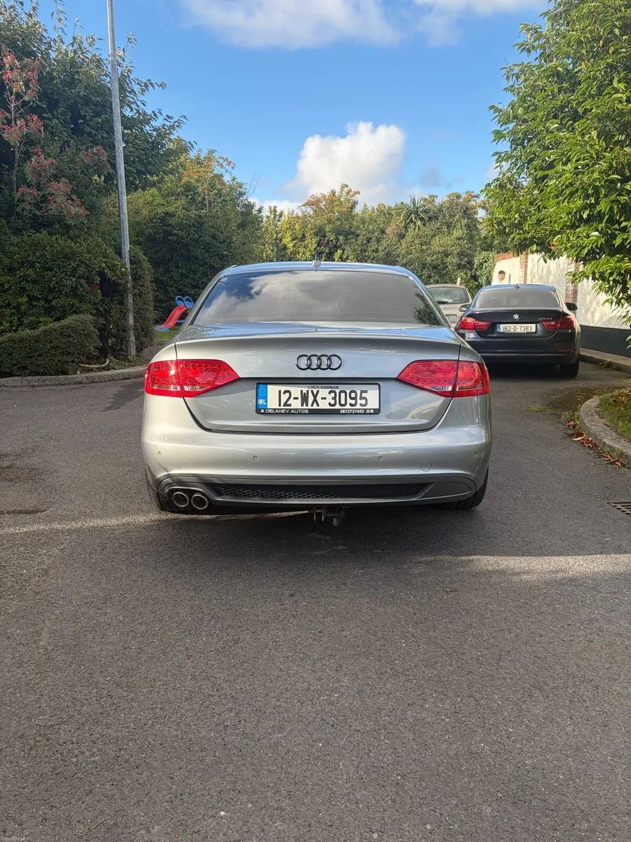Audi A4 Auto S-Line - Image 6