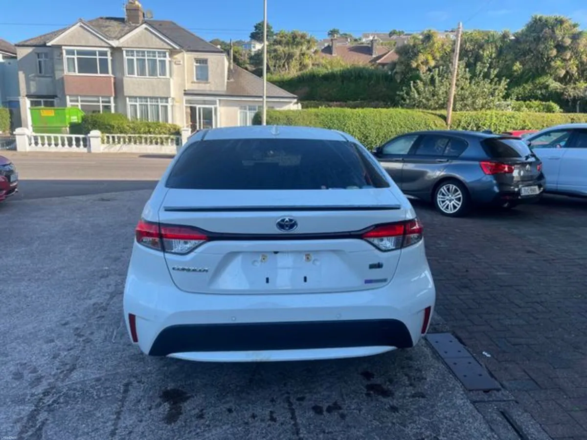 Toyota Corolla Hybrid sport - Image 6