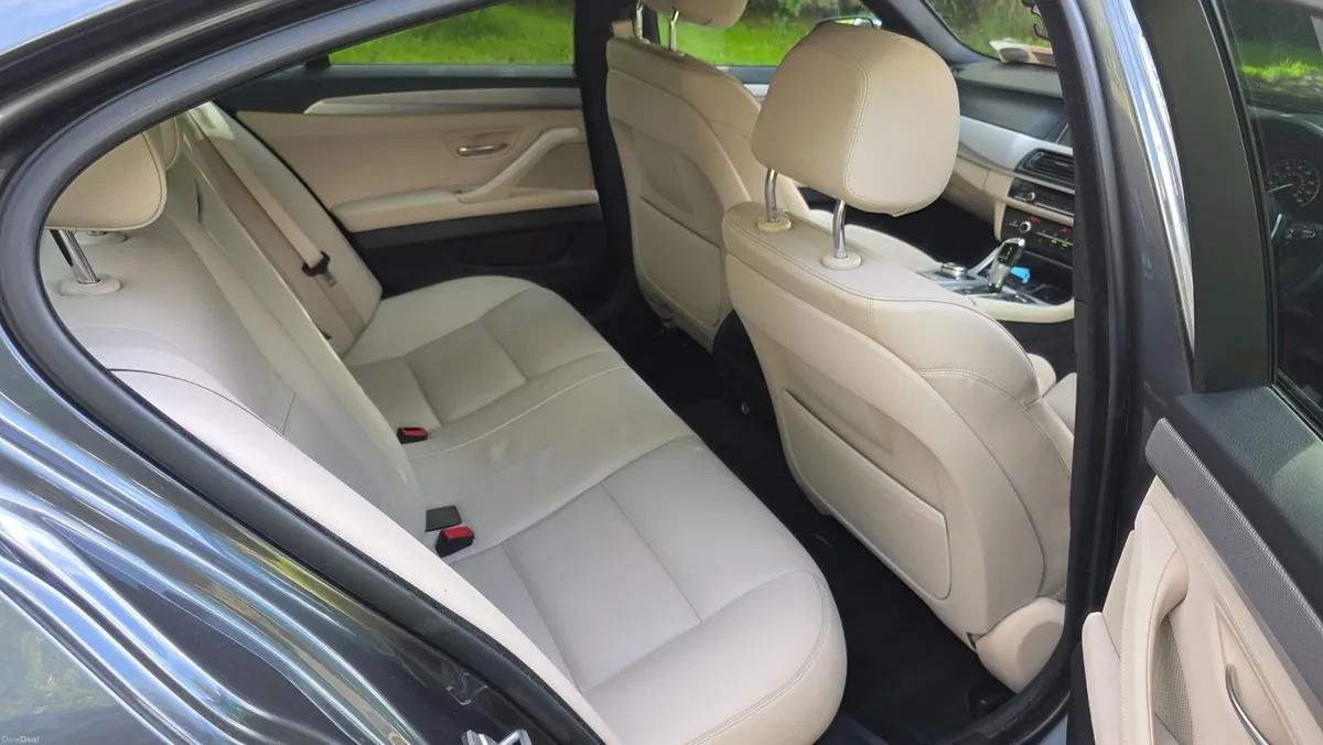 BMW 5-Series 2016 - Image 5