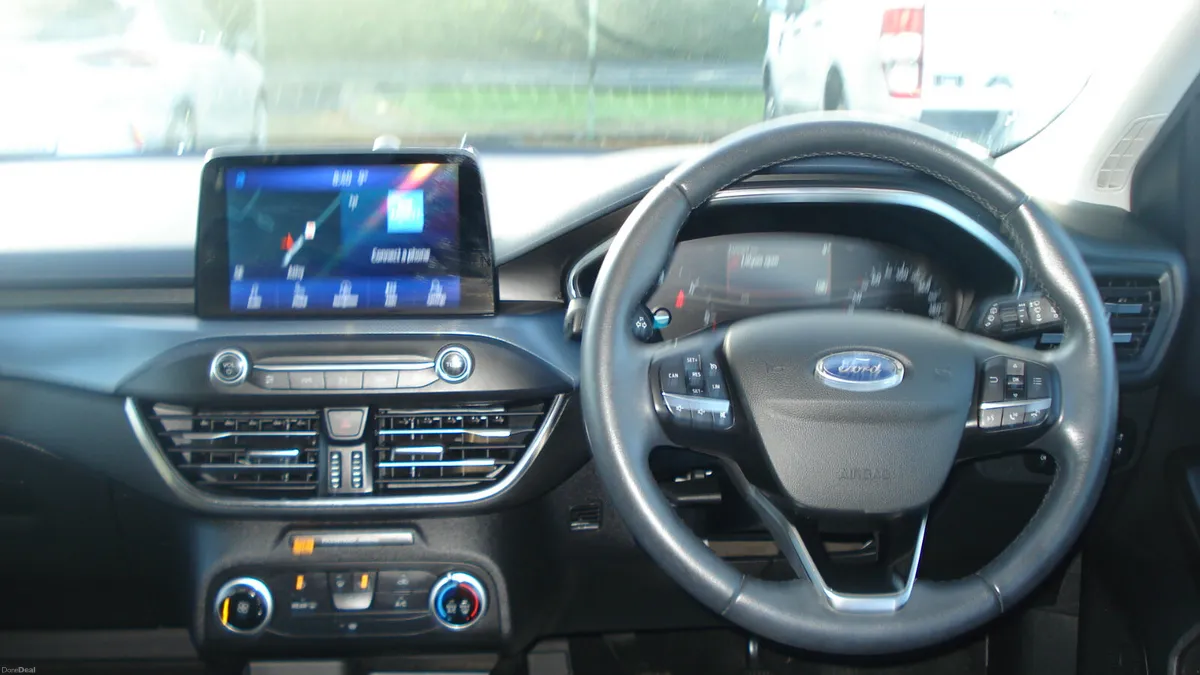 Ford Focus 2021 - Image 3