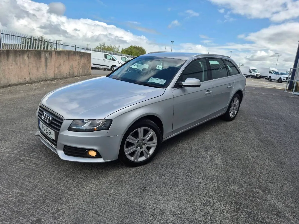 2011 AUDI A4 - Image 3