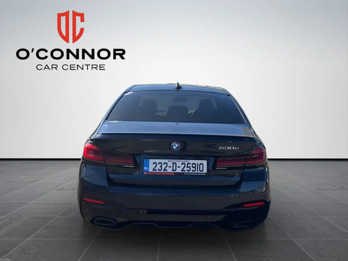 BMW 5-Series 530E M PERFORMANCE "Plug it in, then - Image 5