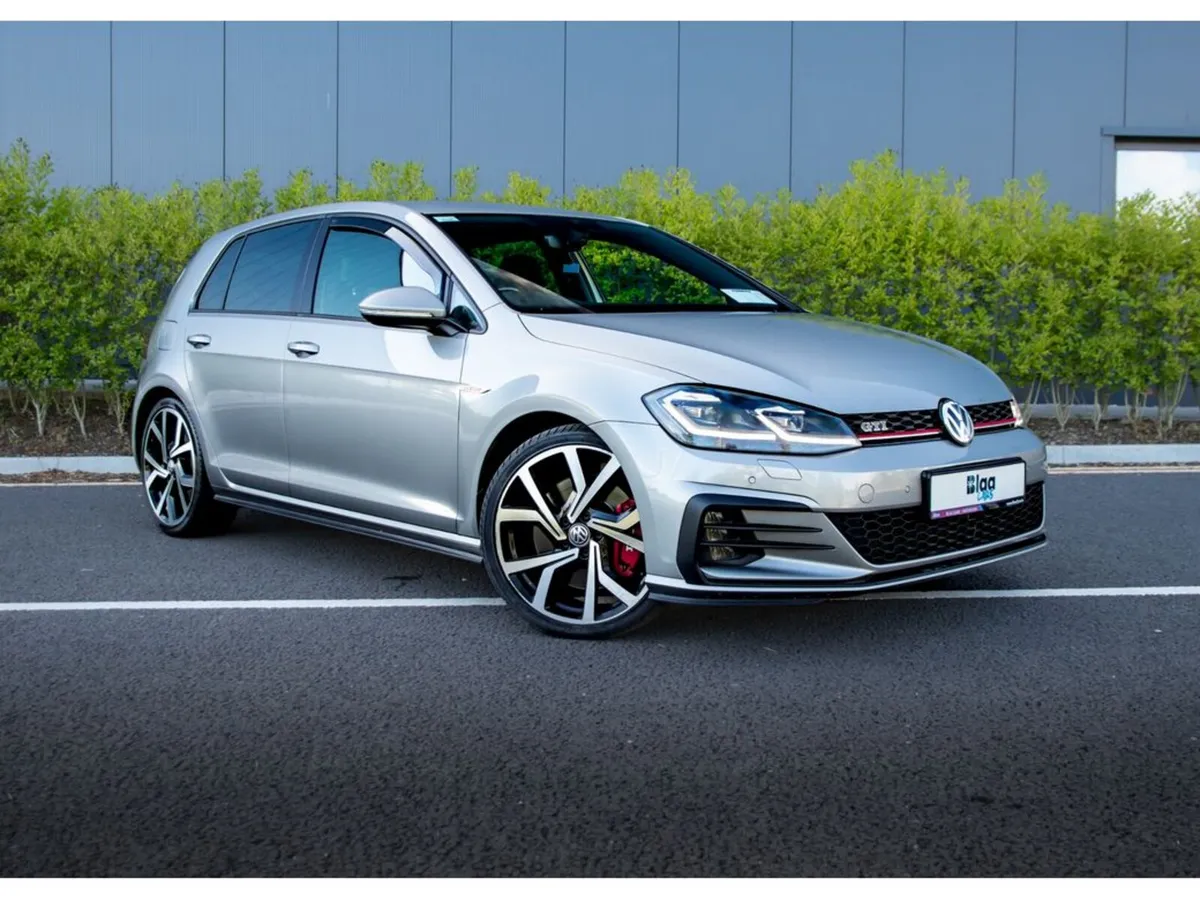 Volkswagen Golf 2018 2.0 GTI 220HP *Performance Pa - Image 1