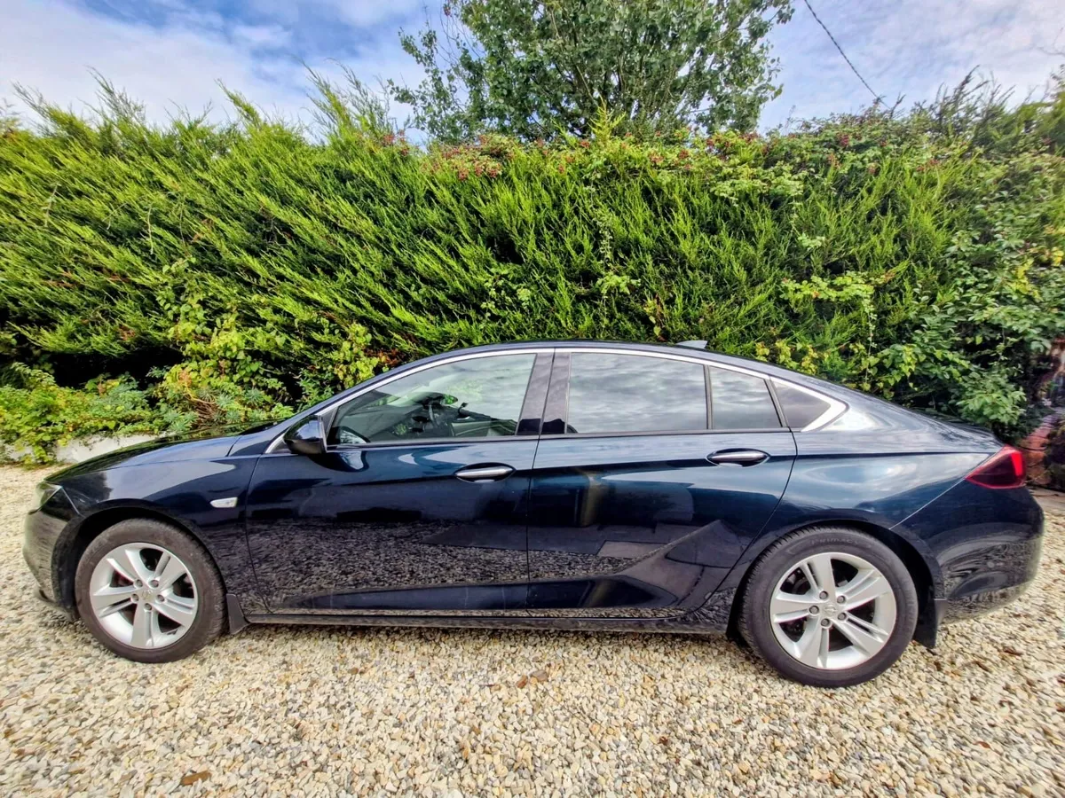 Opel INSIGNIA Grand Sport Elite 1.5 140PS 5 DR - Image 1